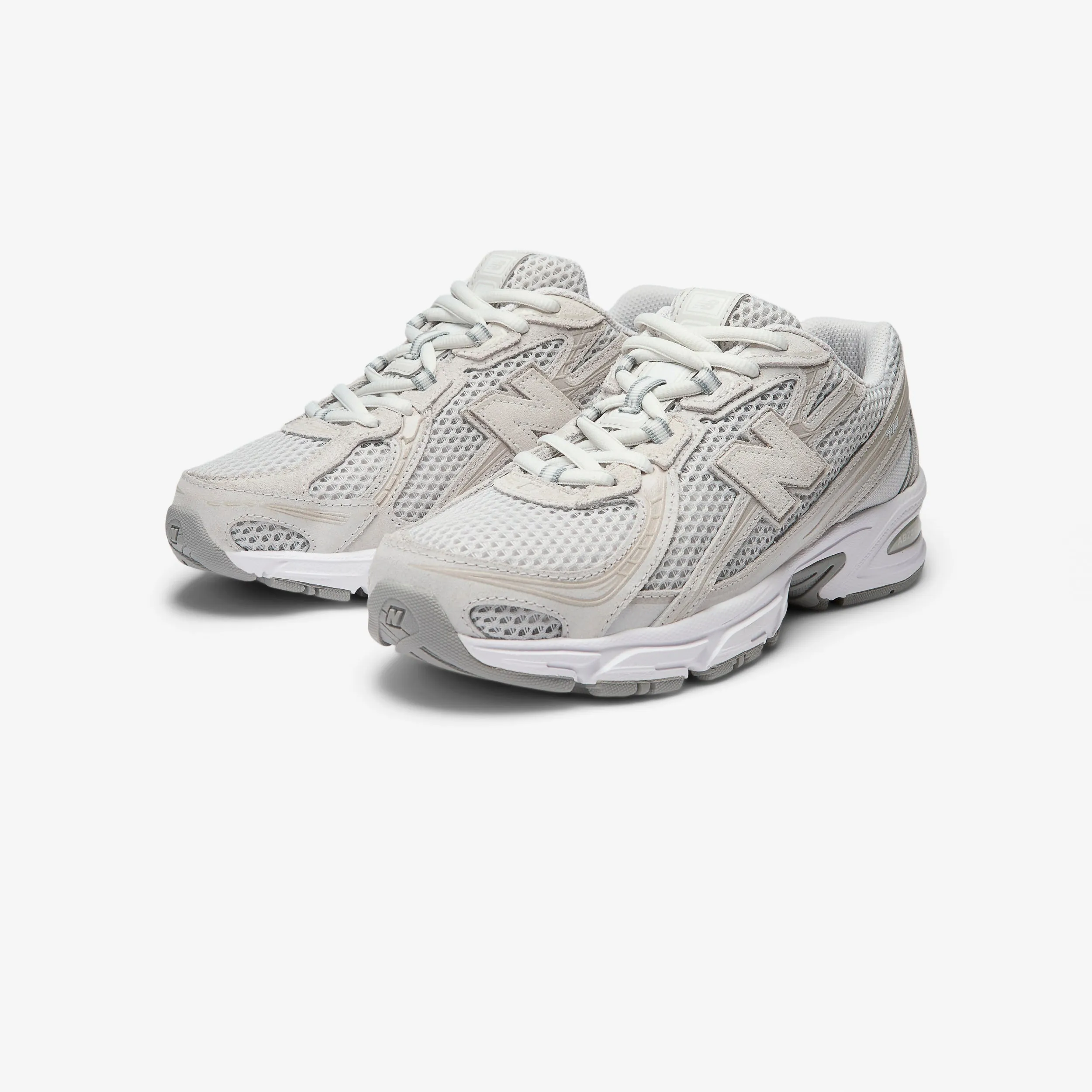 740 Nike Max 1 sneakers