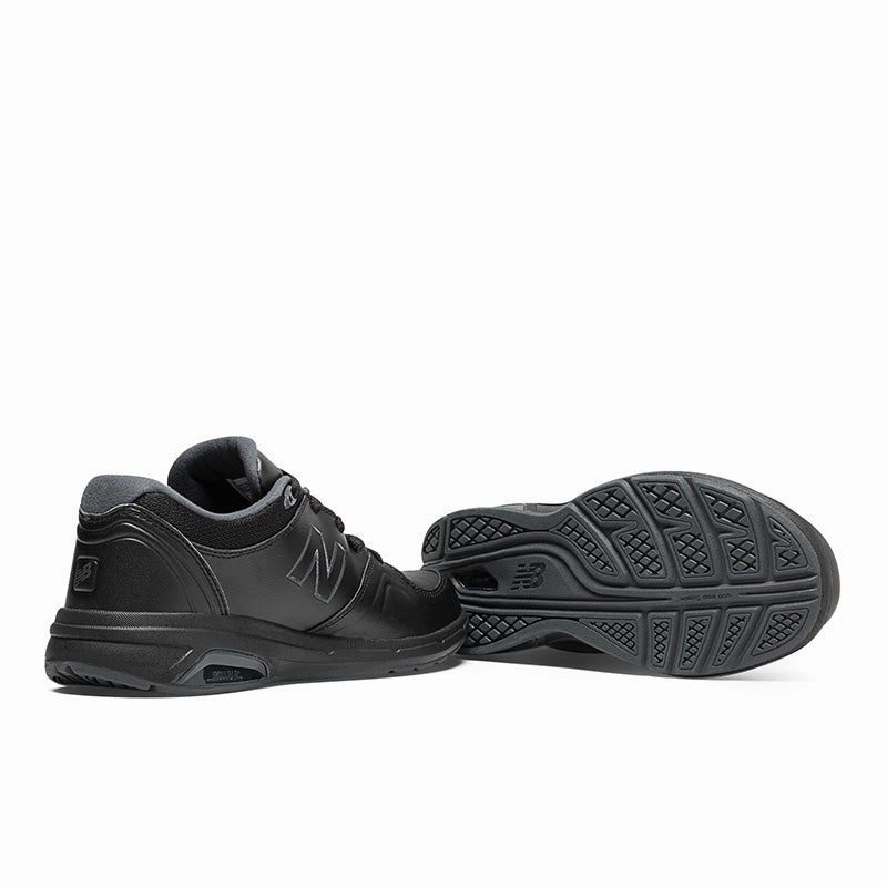 813v1 Walking - Black - Women's New Balance lifestyle shoes