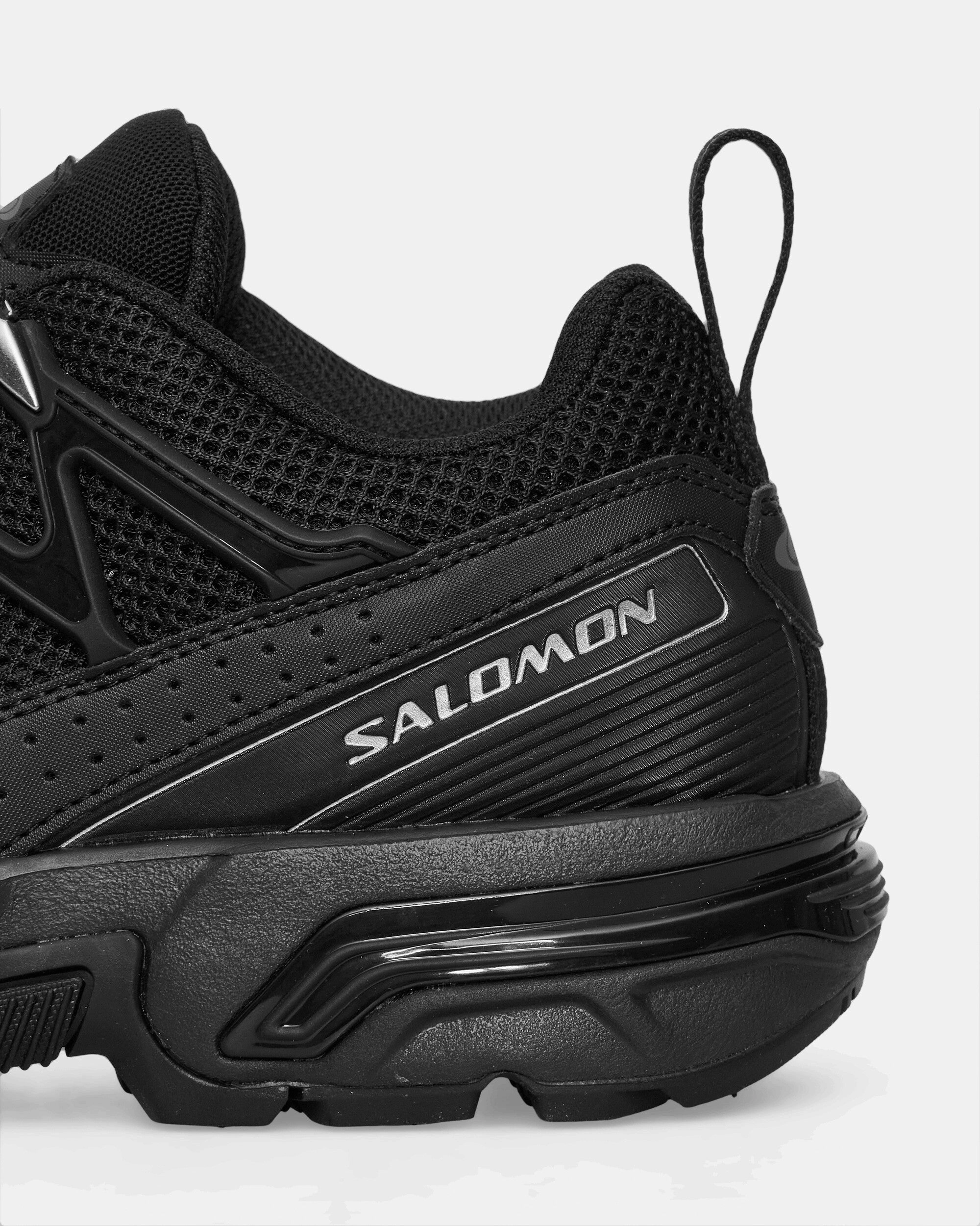 ACS   OG Sneakers Black / Silver Mountain Trail Runners