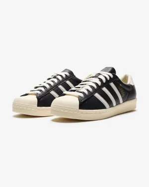 ADIDAS SUPERSTAR VINTAGE - CBLACK/ CWHITE Adidas sporty casual shoes with three-stripe design