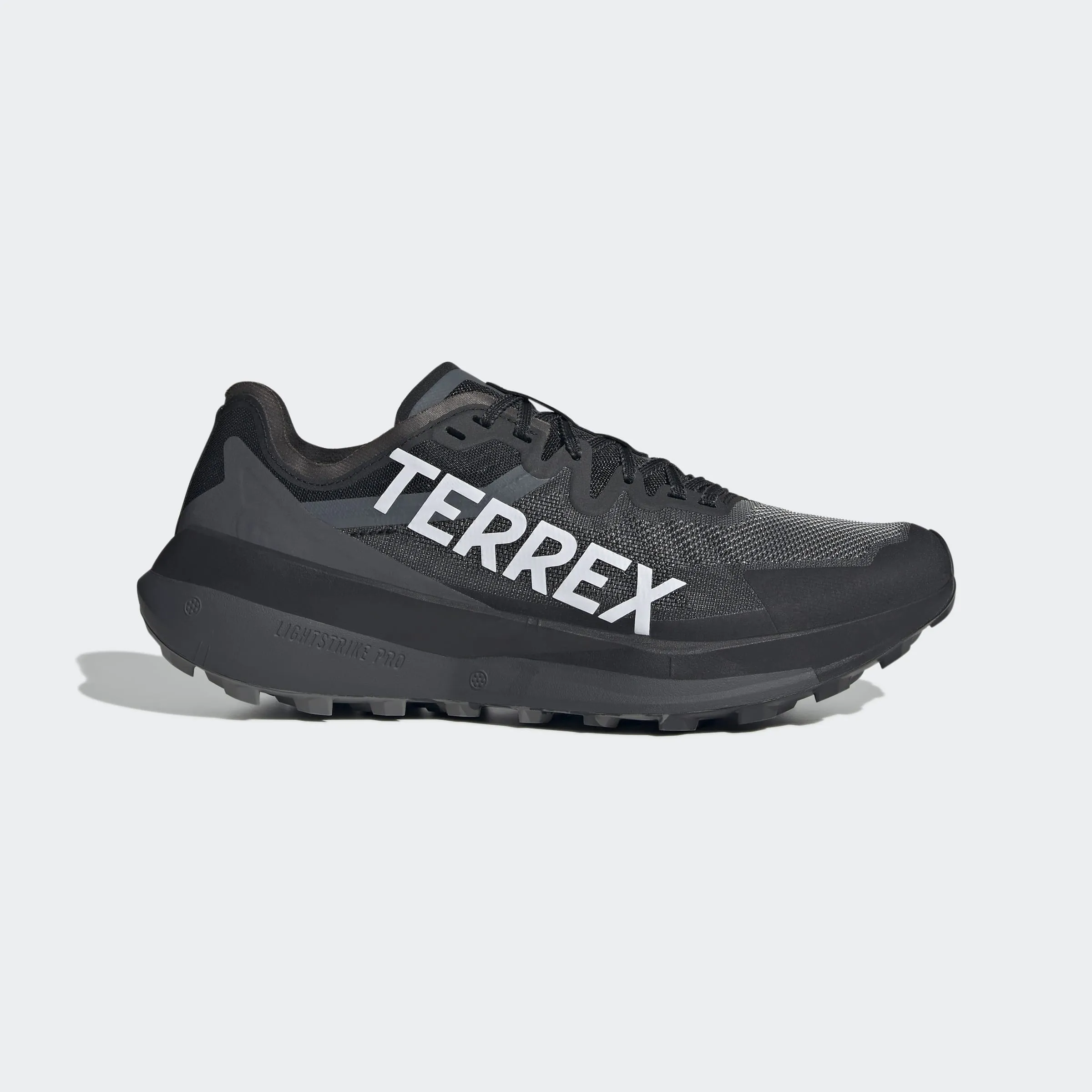 adidas Terrex Agravic Speed | Core Black / Dash Grey / Grey Four | Mens Adidas casual sneakers for men and women
