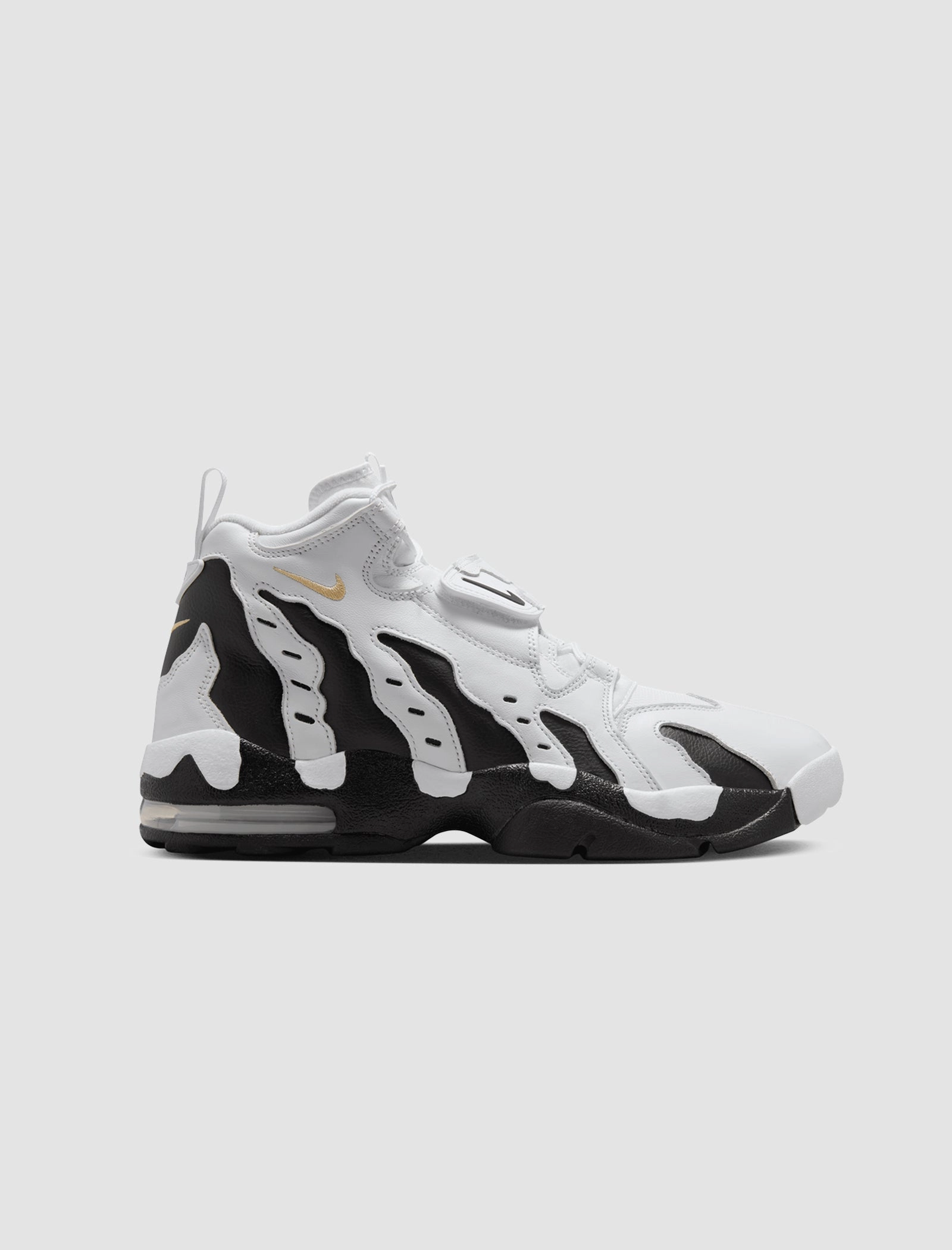 AIR DT MAX '96 "WHITE/ BLACK/ VEGAS GOLD" Nike lifestyle shoes with signature style