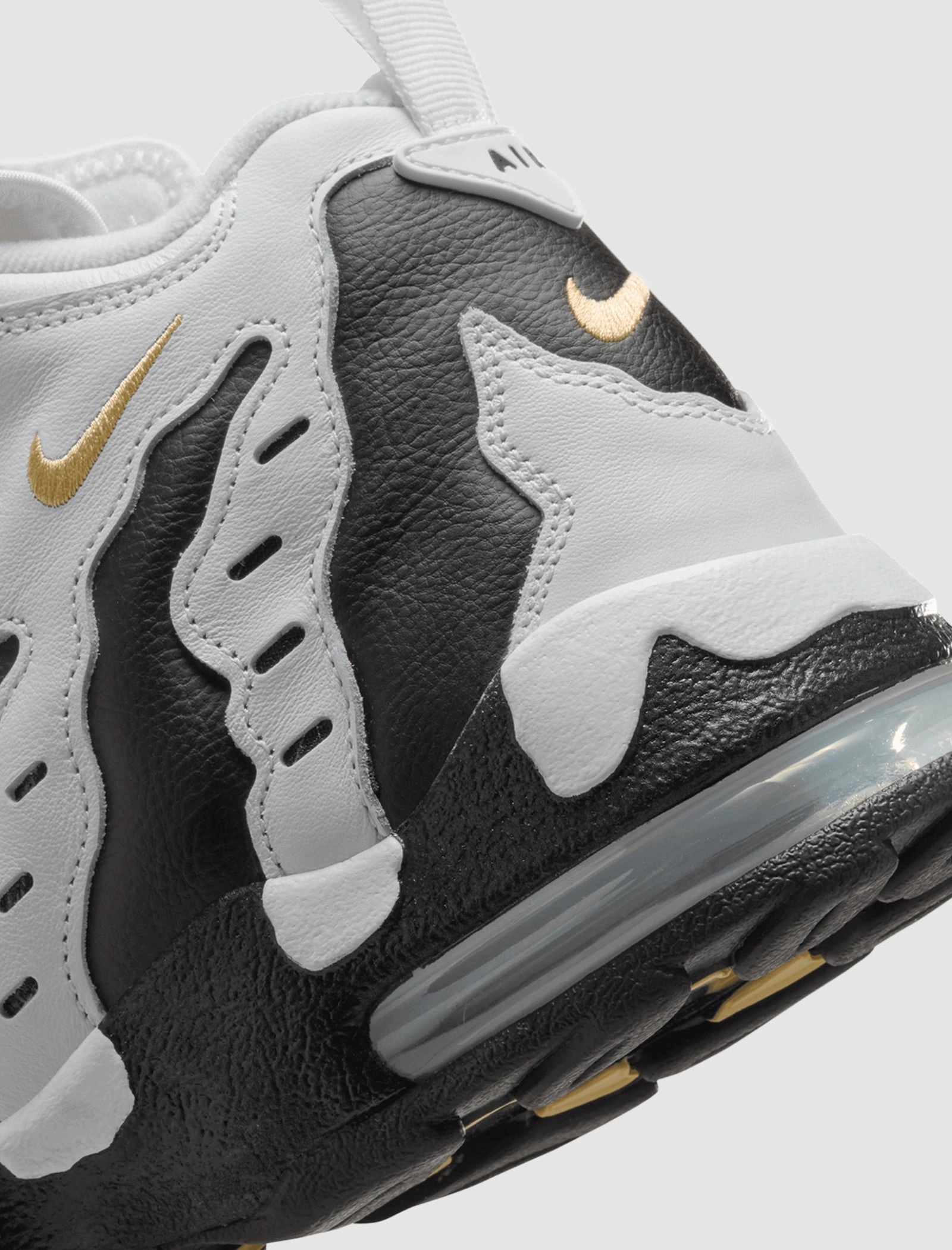 AIR DT MAX '96 "WHITE/ BLACK/ VEGAS GOLD" Nike sports sneakers