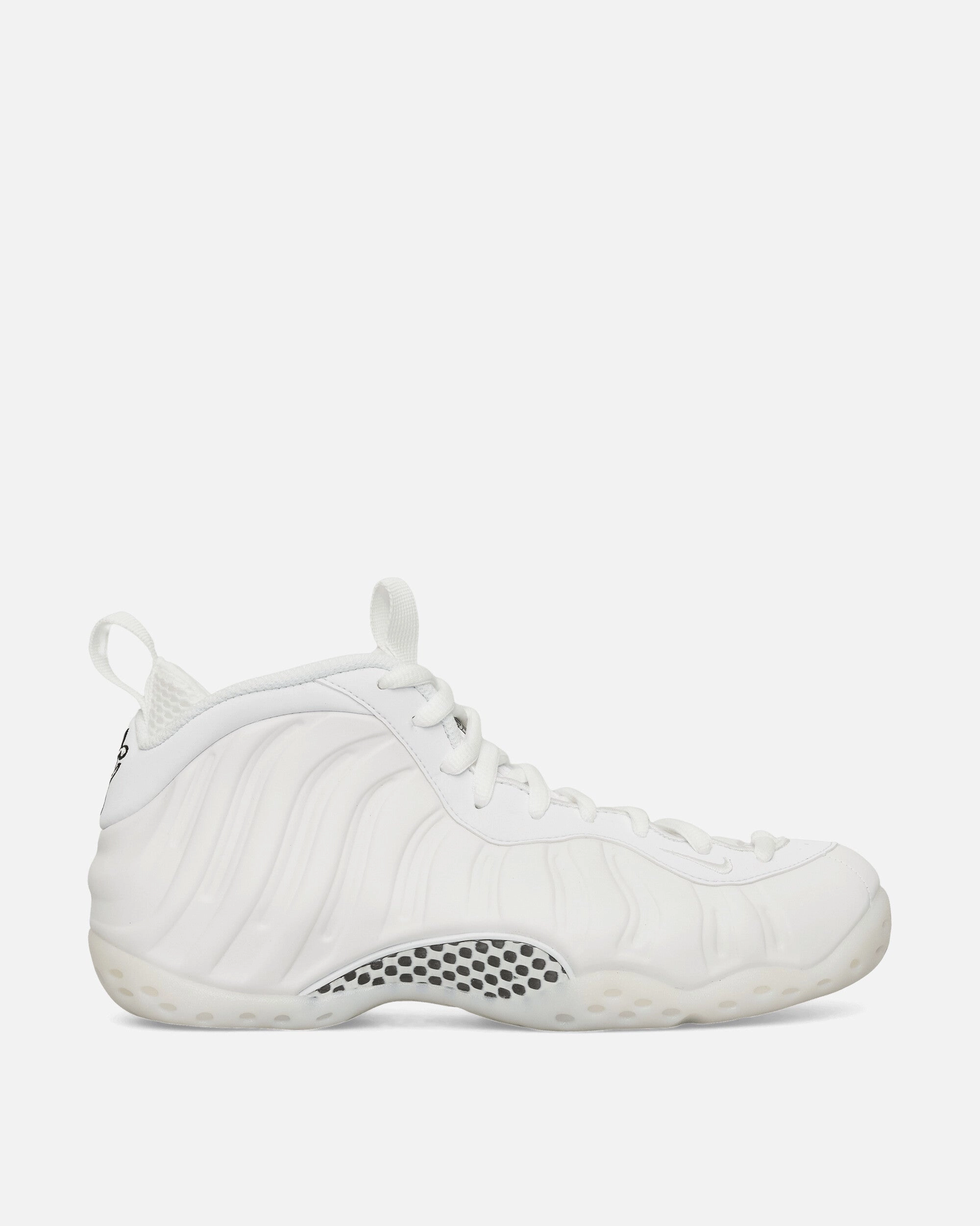 Air Foamposite One Sneakers Triple White Nike breathable sports sneakers for comfort