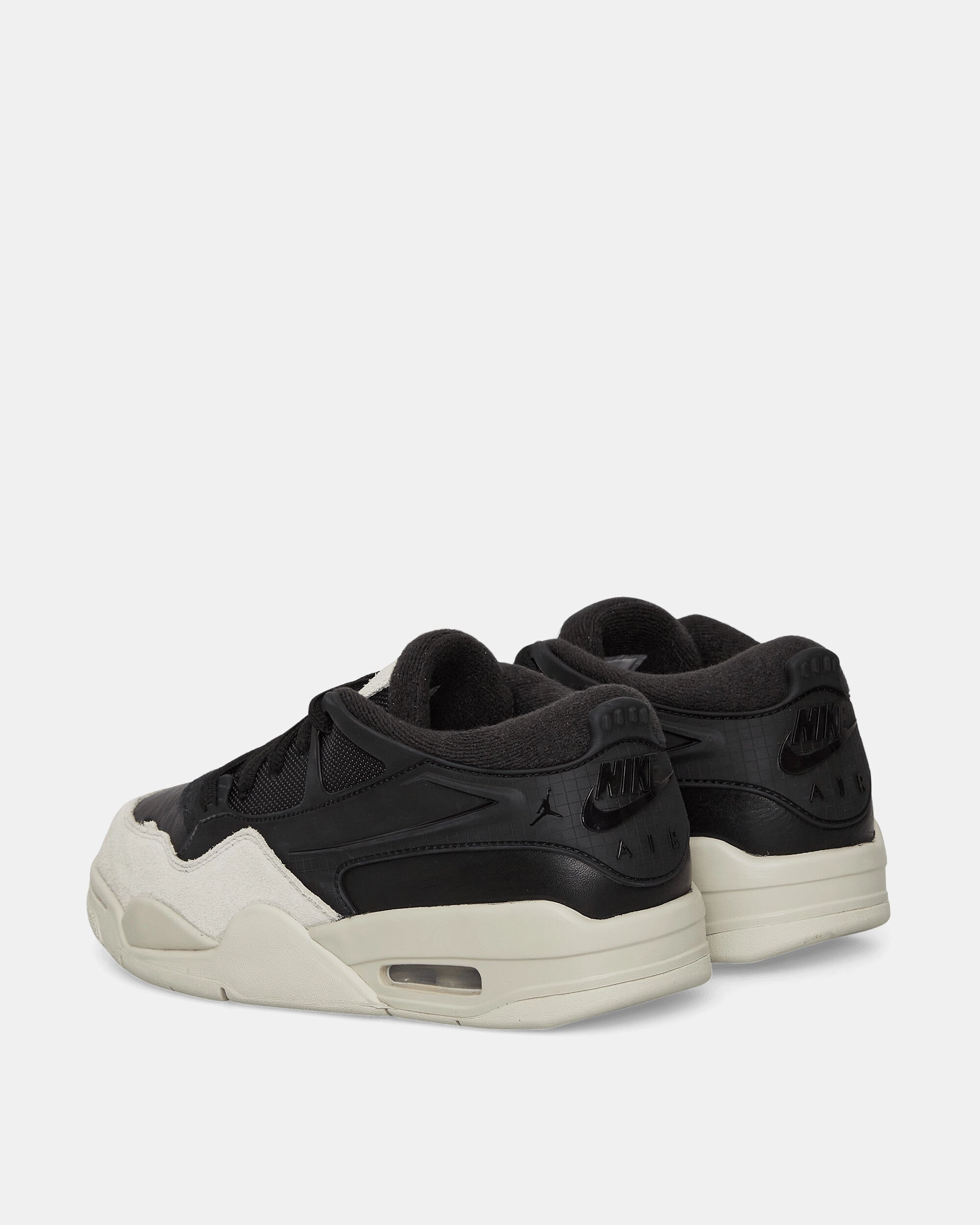 Air Jordan 4 RM Sneakers Black / Light Bone Stable Running