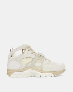 Air Trainer Huarache Sneakers Sail / Light Khaki Nike breathable sports sneakers for comfort