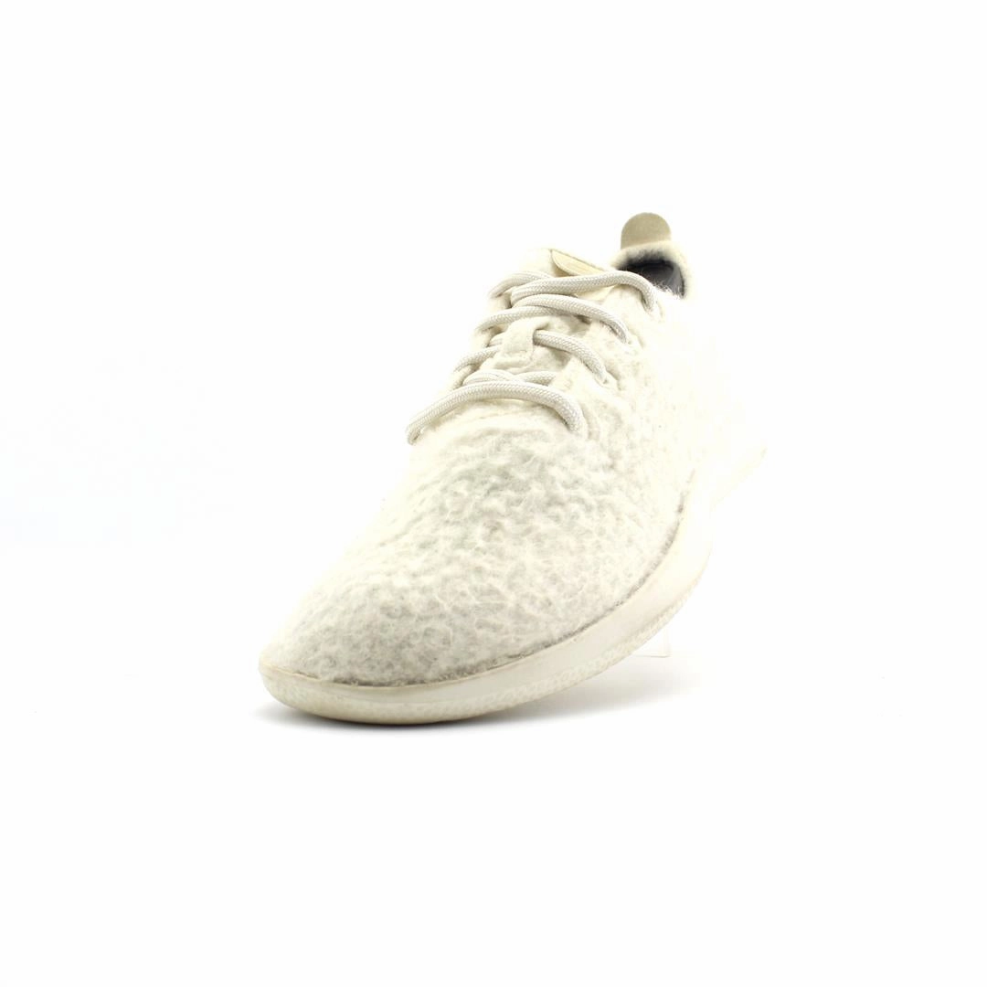 Allbirds - Runners Fluffs - LIMITED EDITION: Natural White (White Sole) EX sleek everyday shoe design