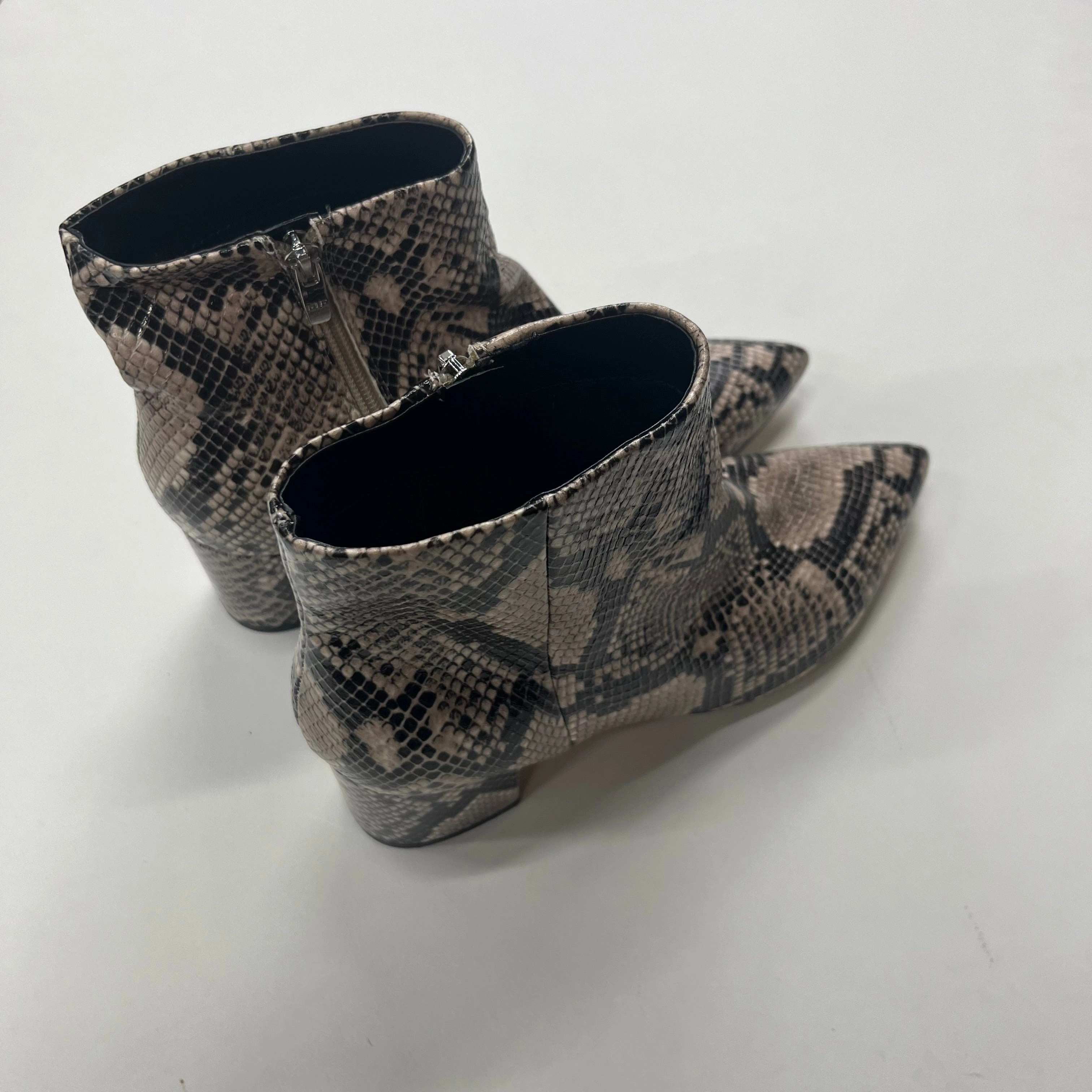 Animal Print Boots Ankle Heels Marc Fisher, Size 8.5 Fashion Heels
