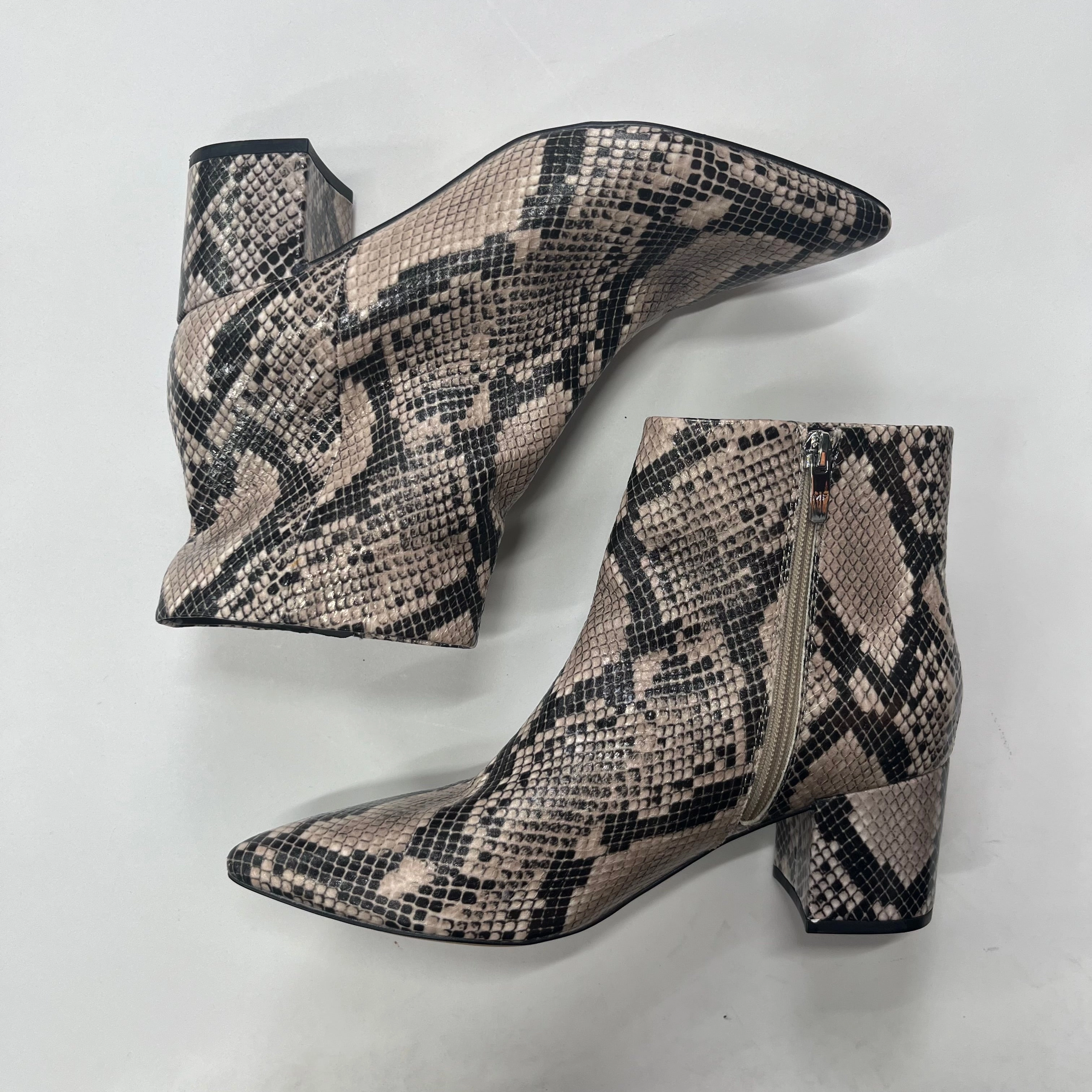 Animal Print Boots Ankle Heels Marc Fisher, Size 8.5 Marc Fisher fashion shoes with block heels