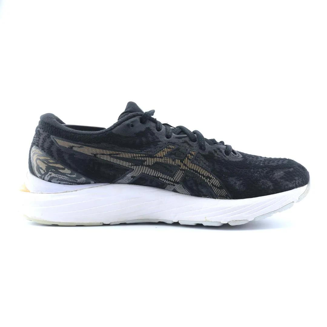 ASICS GEL-CUMULUS 23 performance running shoe photos