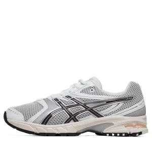 Asics Gel-DS Trainer 14 - White/Honey Beige Asics versatile shoes for sport and street