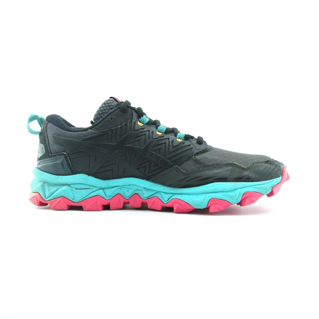 ASICS GEL-FUJITRABUCO 8 performance running shoe photos
