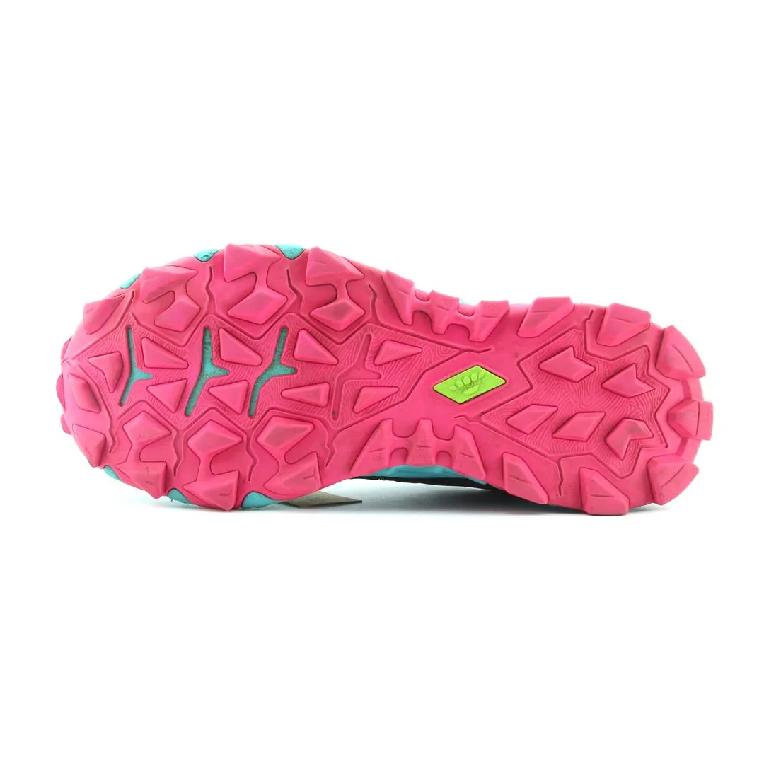 ASICS GEL-FUJITRABUCO 8 performance running shoe photos