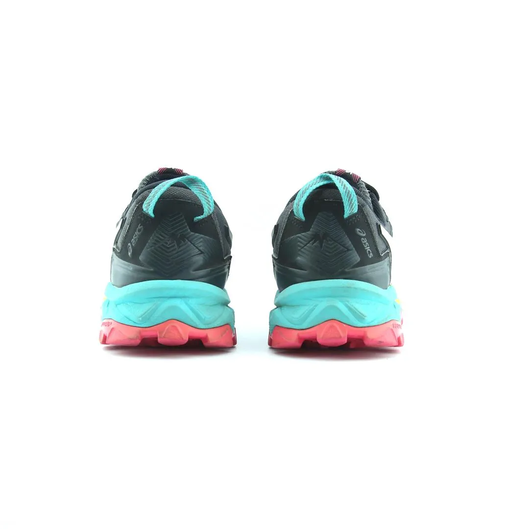 ASICS GEL-FUJITRABUCO 8 performance running shoe photos