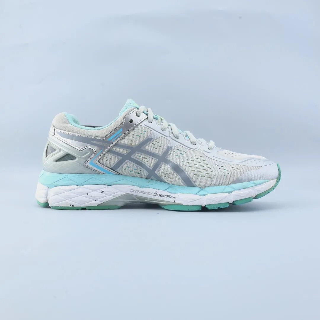 ASICS GEL KAYANO 22 performance running shoe photos
