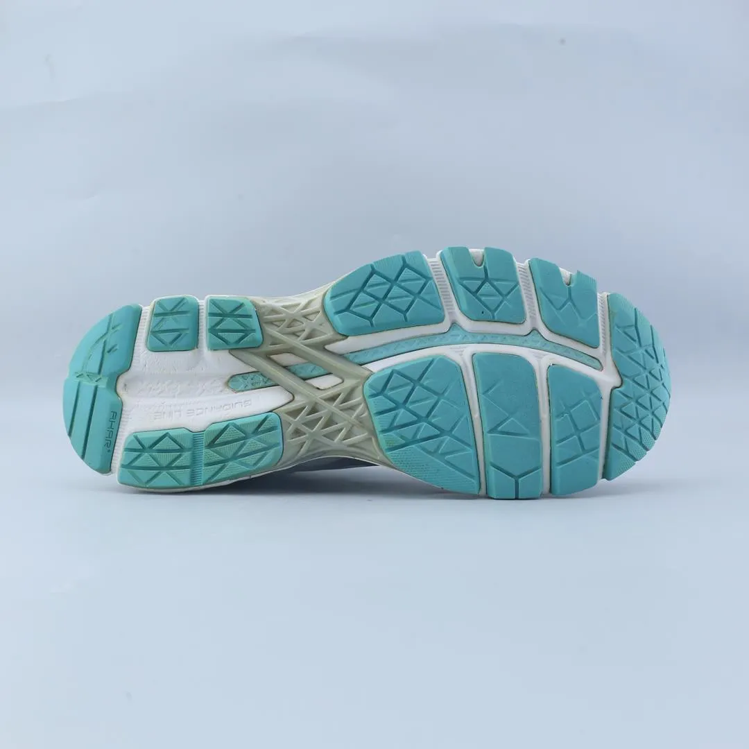 ASICS GEL KAYANO 22 performance running shoe photos
