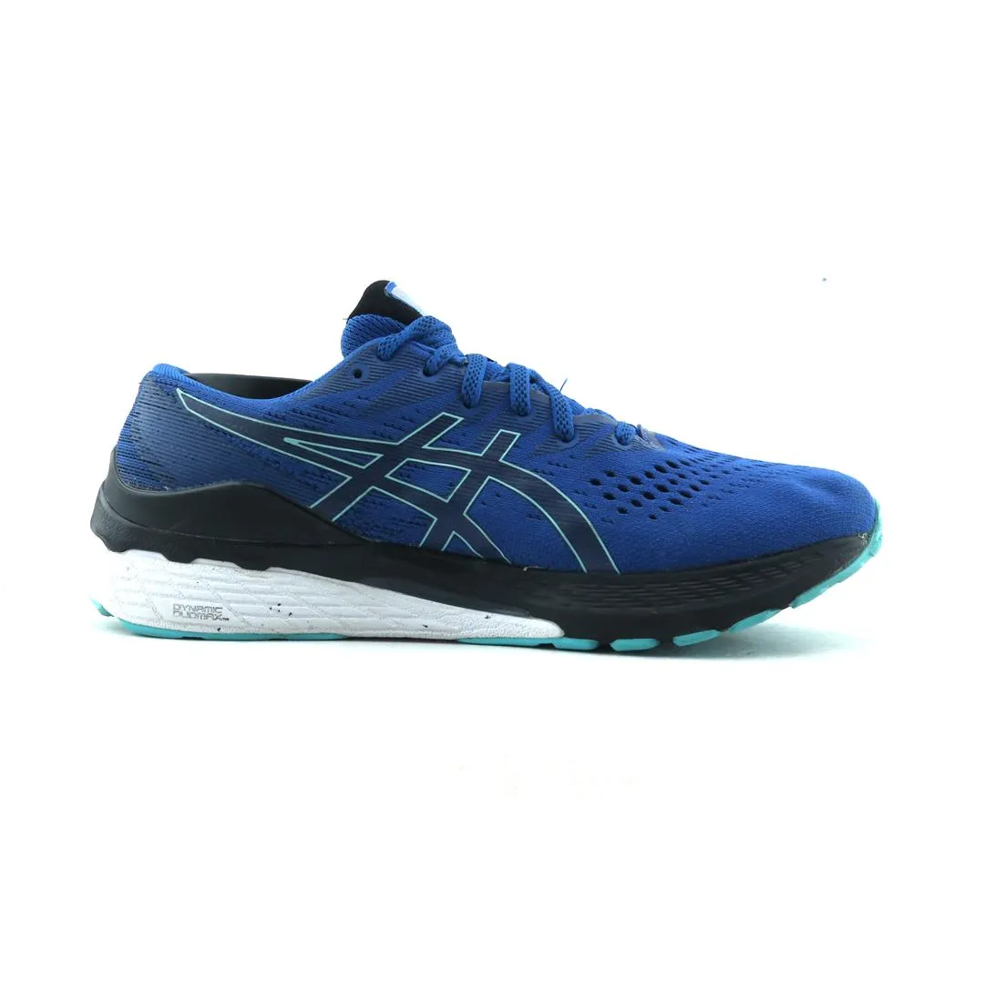 ASICS GEL KAYANO 28 performance running shoe photos