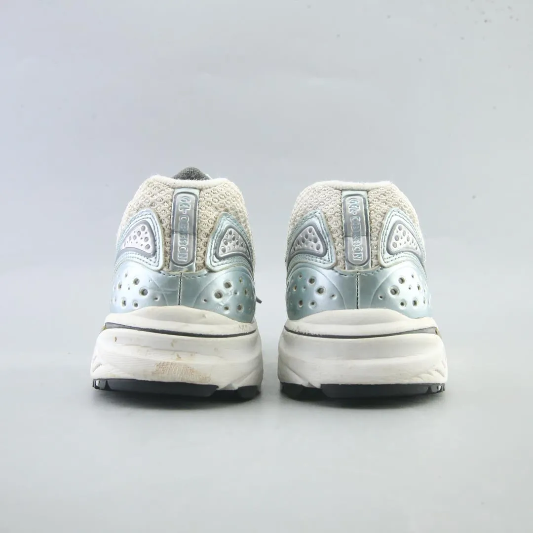 ASICS  GEL OBERON trainer shoe design snapshots