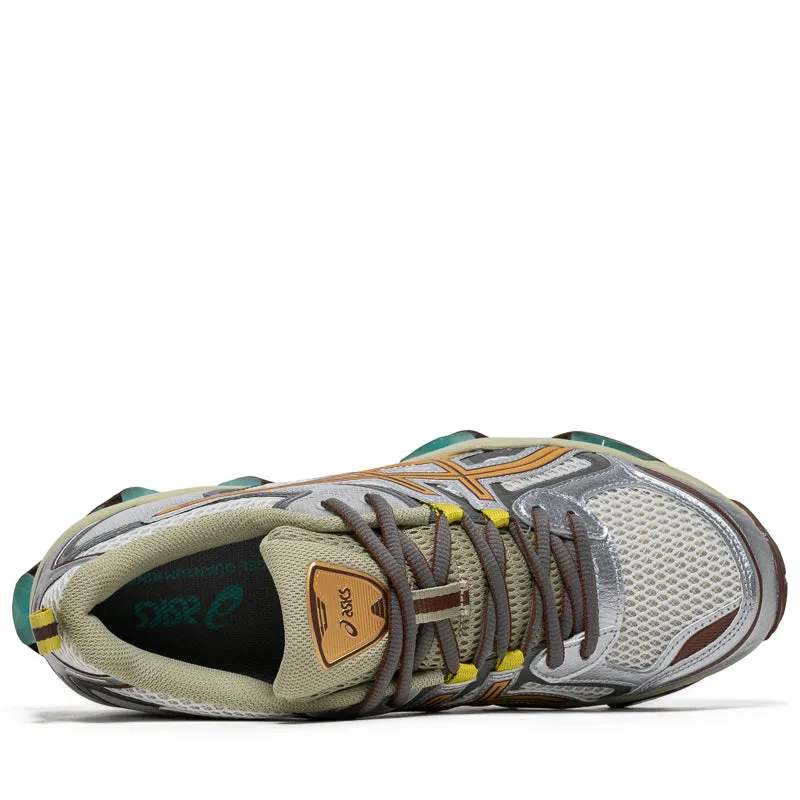 Asics Gel-Quantum Kinetic - White/Khaki Asics classic sport shoe designs