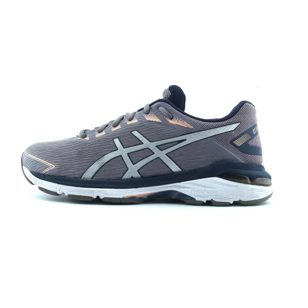 ASICS GT 2000 7 Asics lightweight sneakers