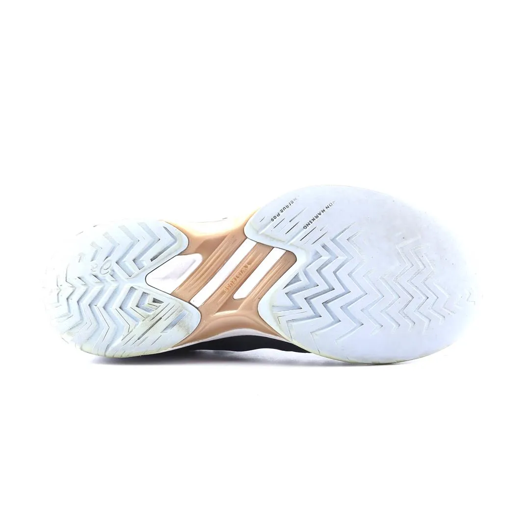 ASICS SOLUTION SPEED FF sporty Asics footwear images
