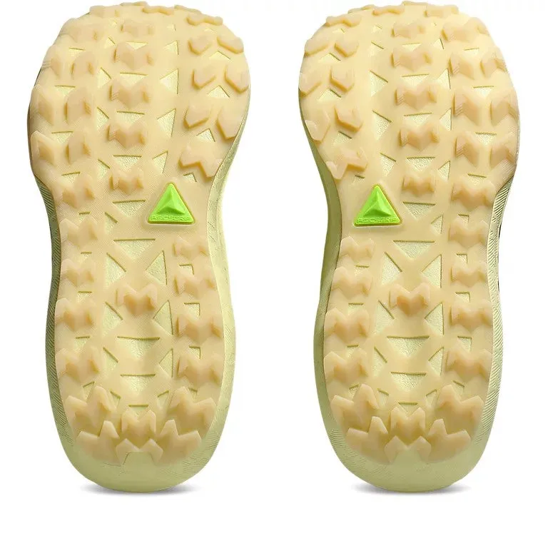 Asics Trabuco Max 4 | Wheat Yellow / Dark Red Planet | Mens Asics classic sport shoe designs