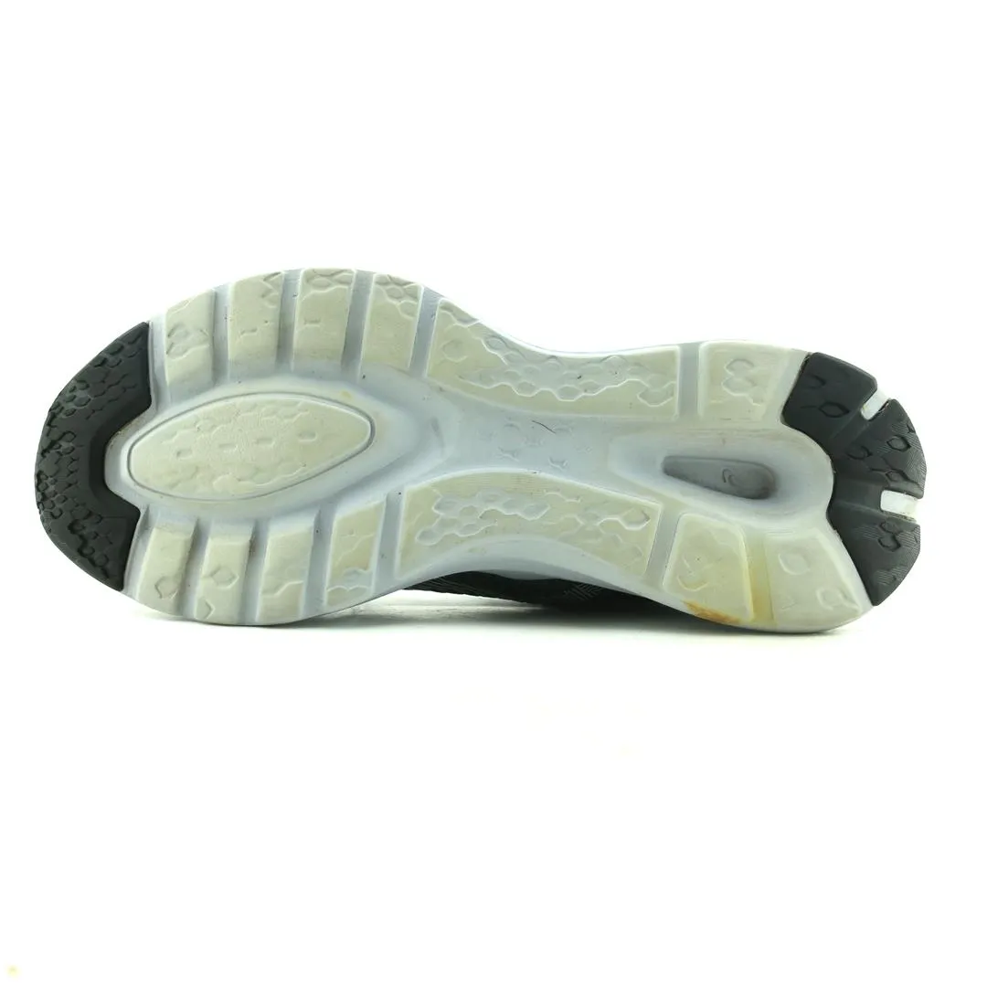 ASICS VERSABLAST sporty Asics footwear images