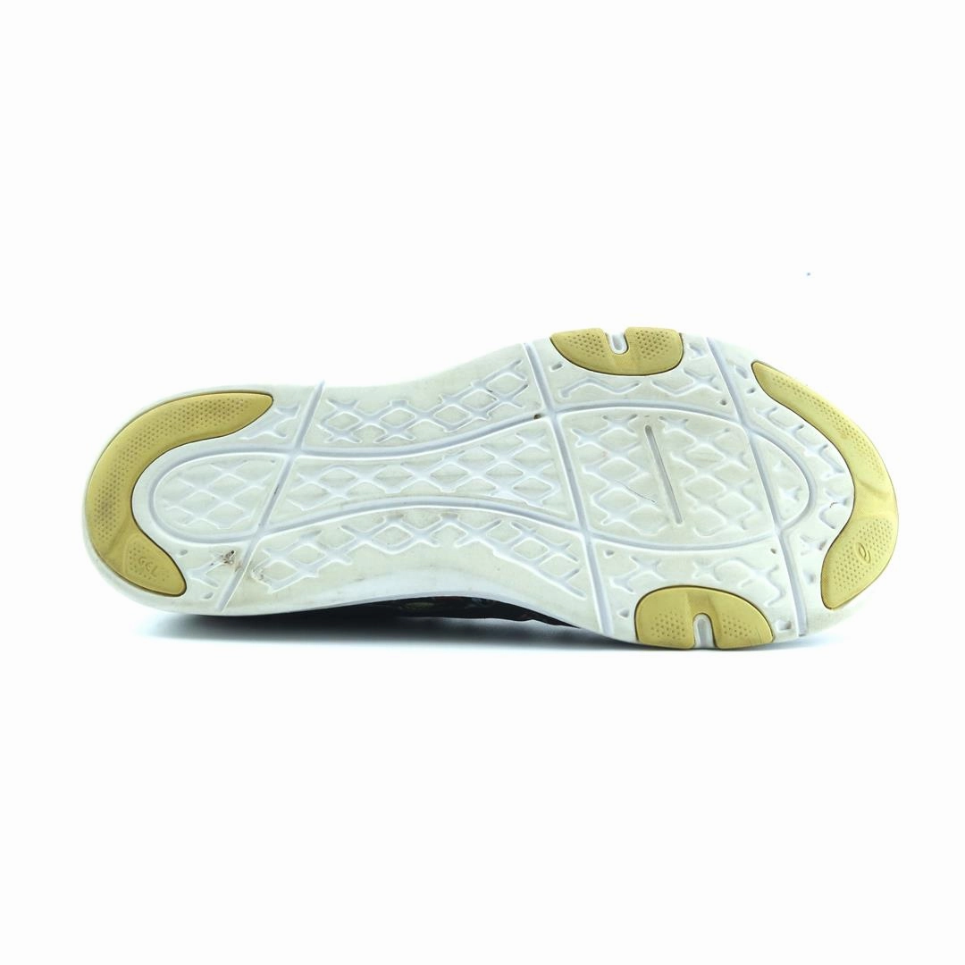 ASICS FIT YUI SE trainer shoe design snapshots
