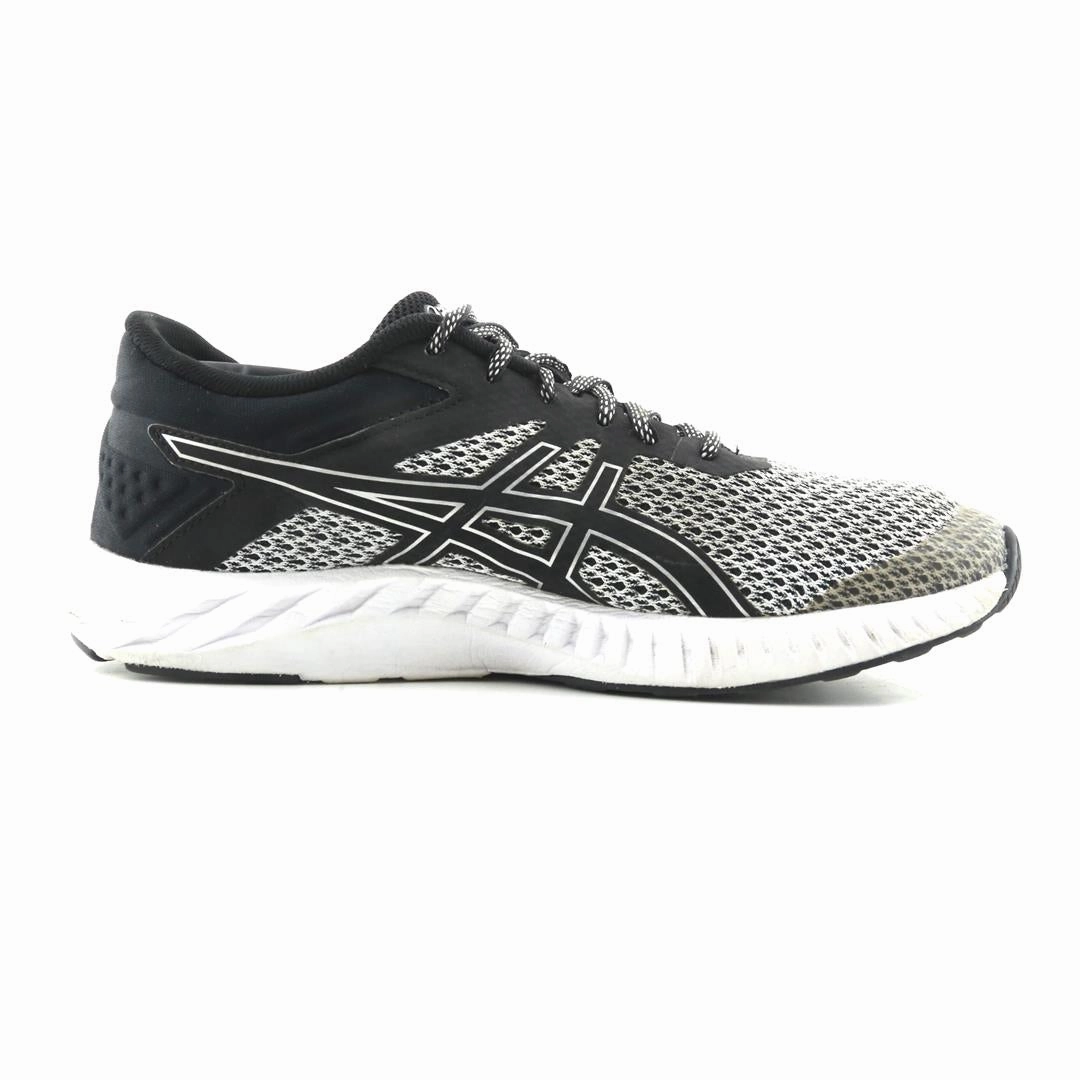 ASICS FUZEX LYTE 2 performance running shoe photos
