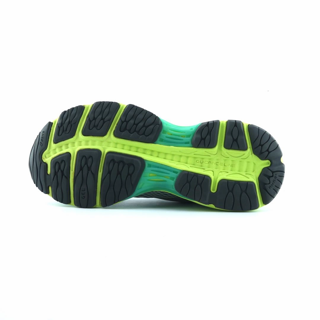 ASICS GEL CUMULUS 19 performance running shoe photos