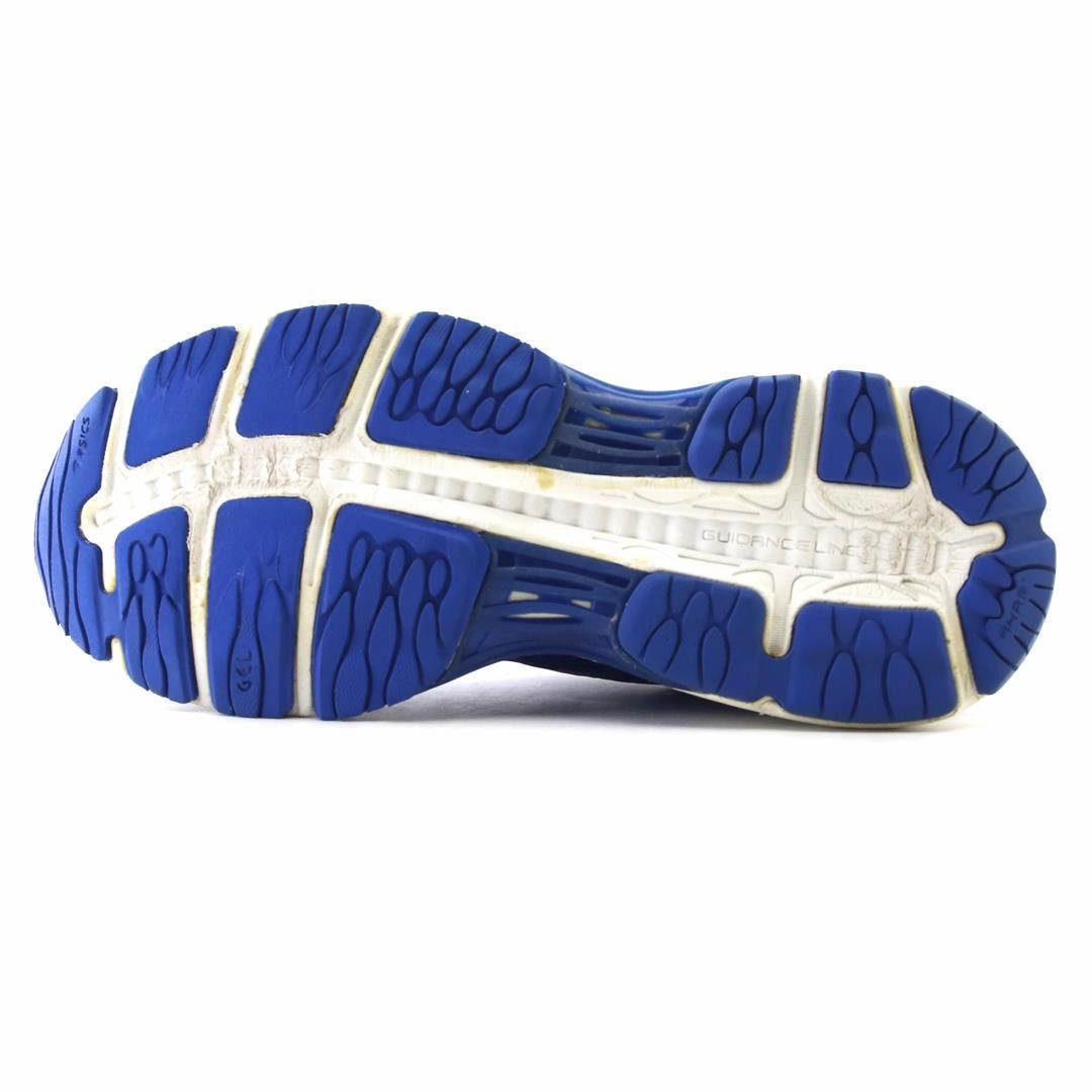 ASICS GEL-CUMULUS 19 sporty Asics footwear images