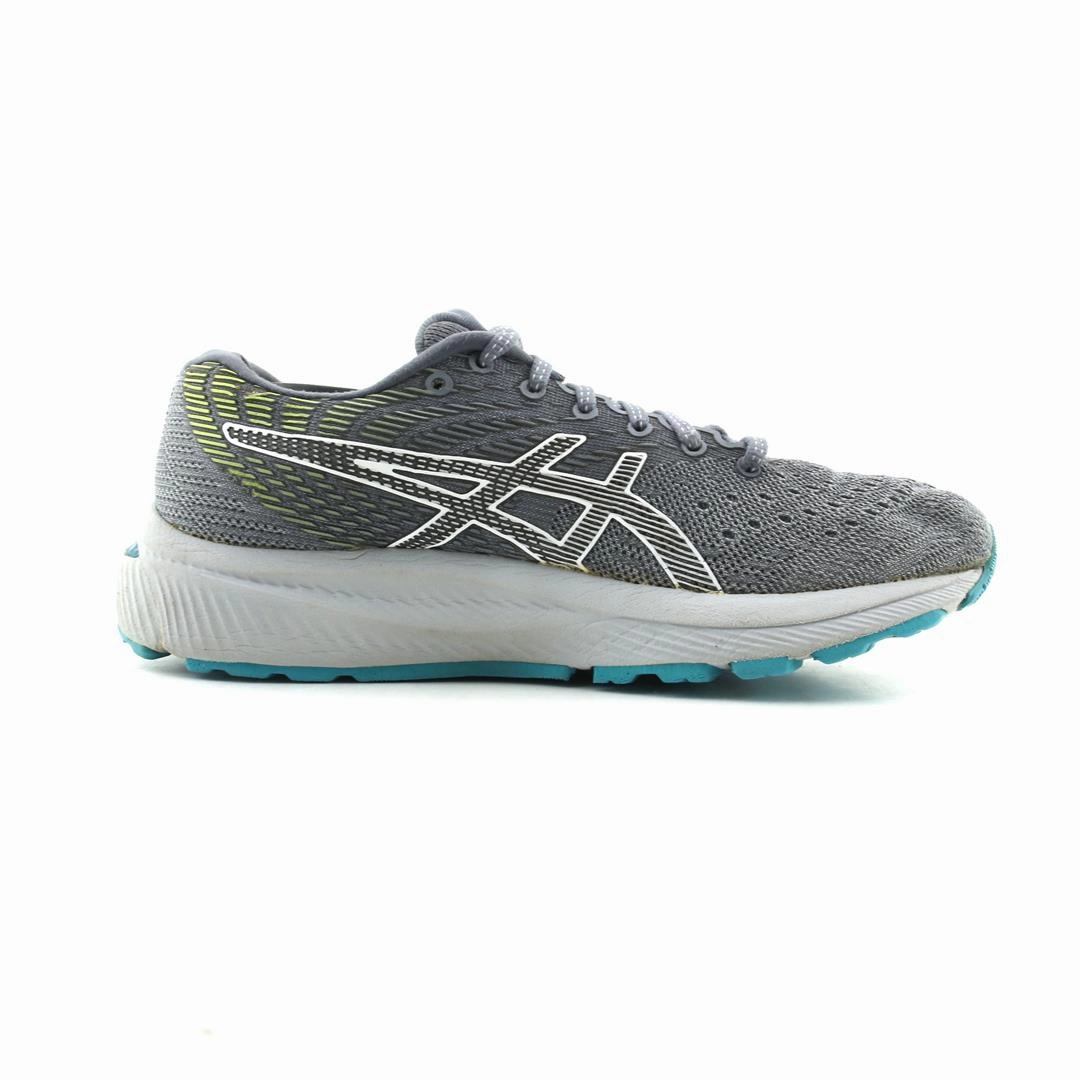 ASICS GEL-CUMULUS 22 sporty Asics footwear images