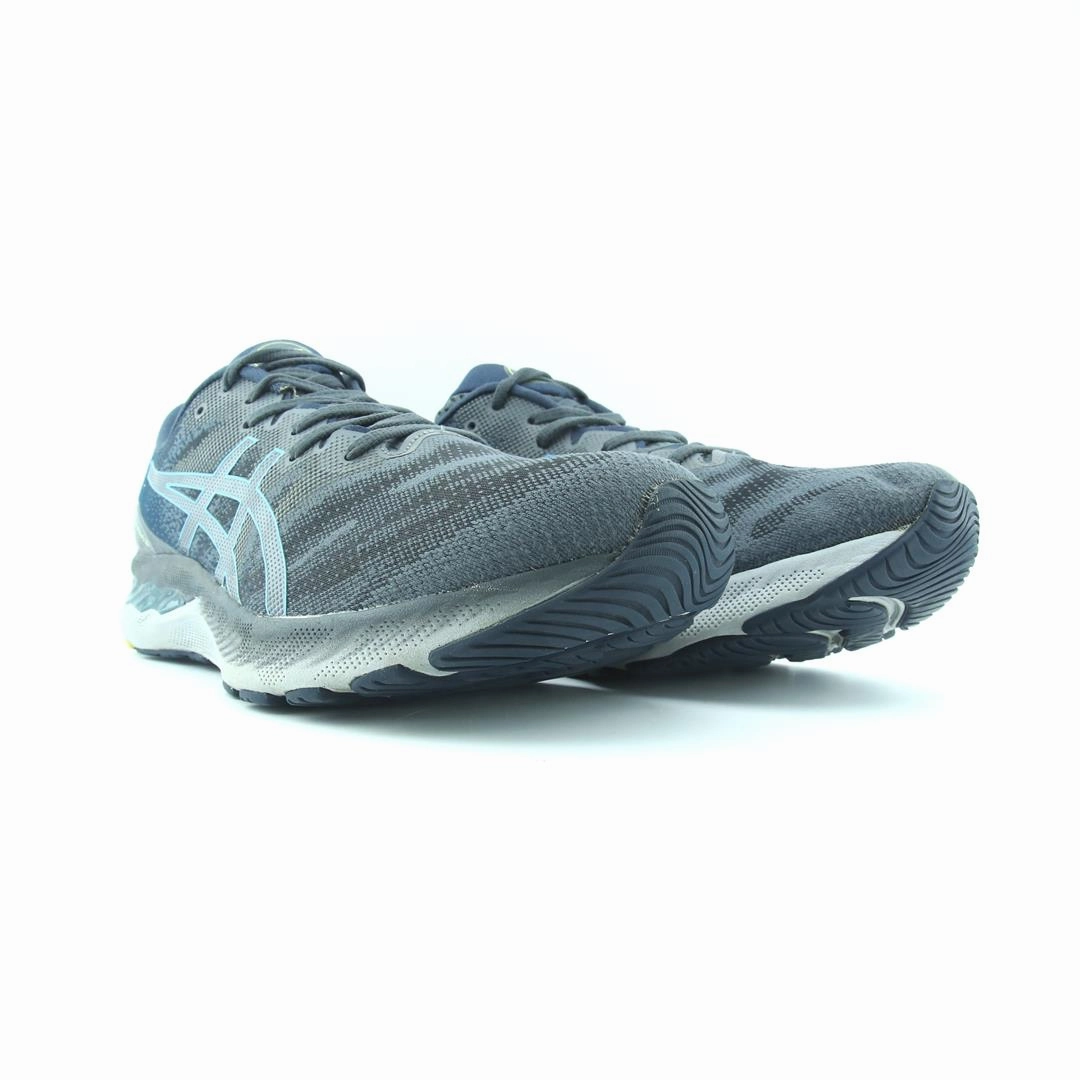 ASICS GEL-CUMULUS 23 trainer shoe design snapshots