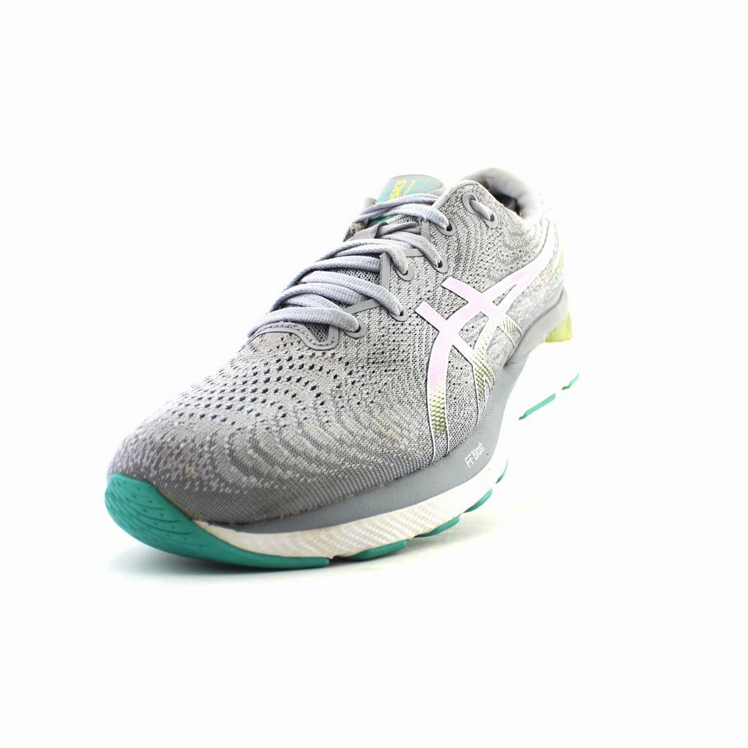 ASICS GEL CUMULUS 24 sporty Asics footwear images