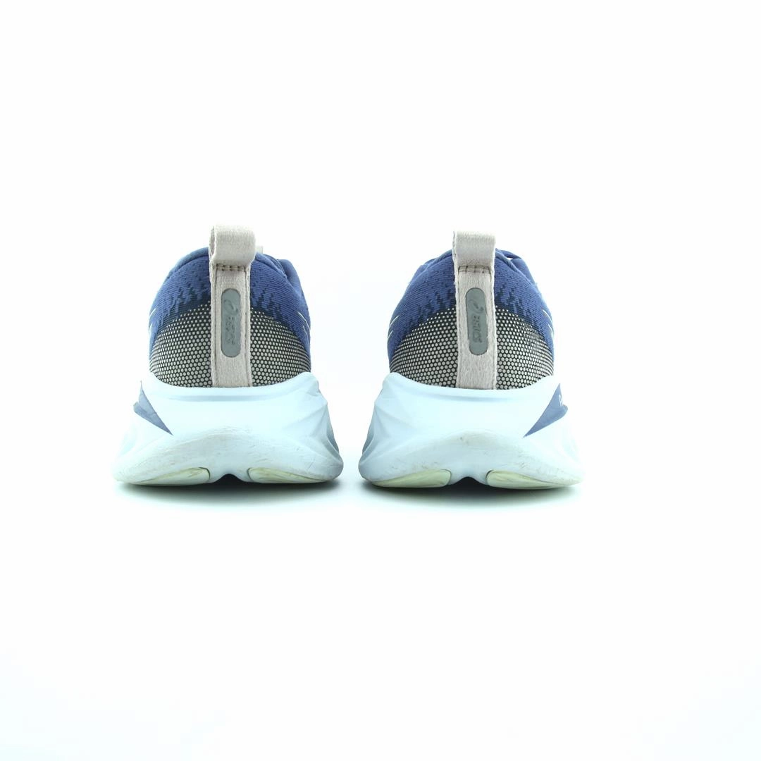 ASICS GEL CUMULUS 25 performance running shoe photos