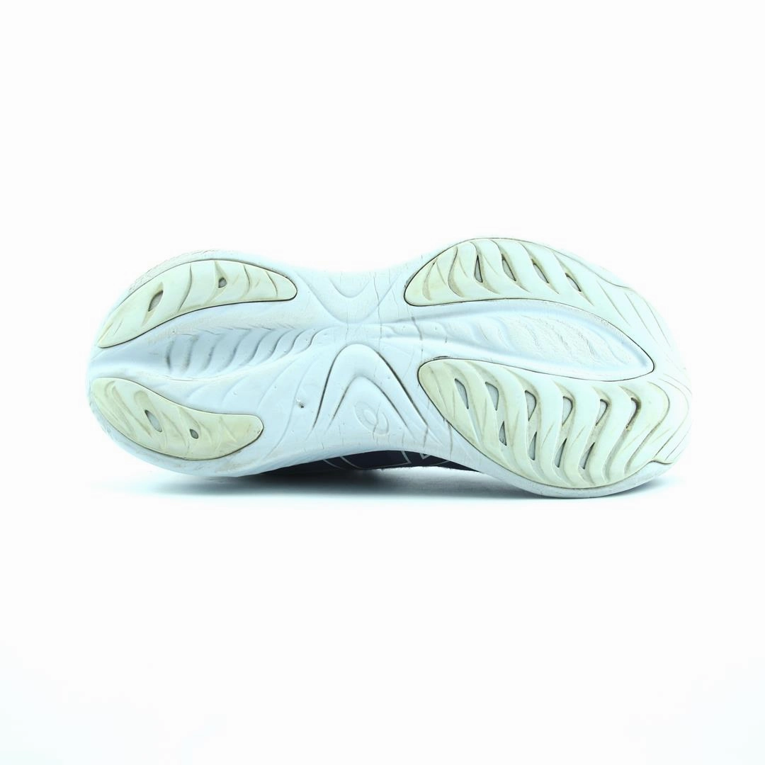 ASICS GEL CUMULUS 25 performance running shoe photos