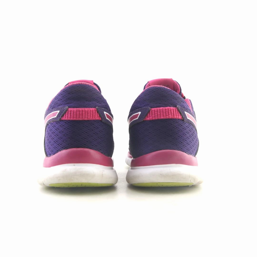 ASICS GEL-FIT TEMPO trainer shoe design snapshots