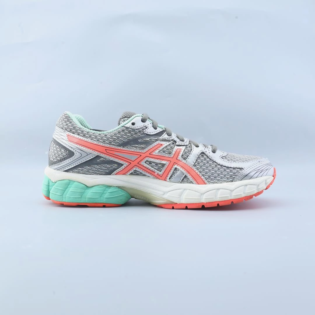 ASICS GEL-FLUX 2 performance running shoe photos
