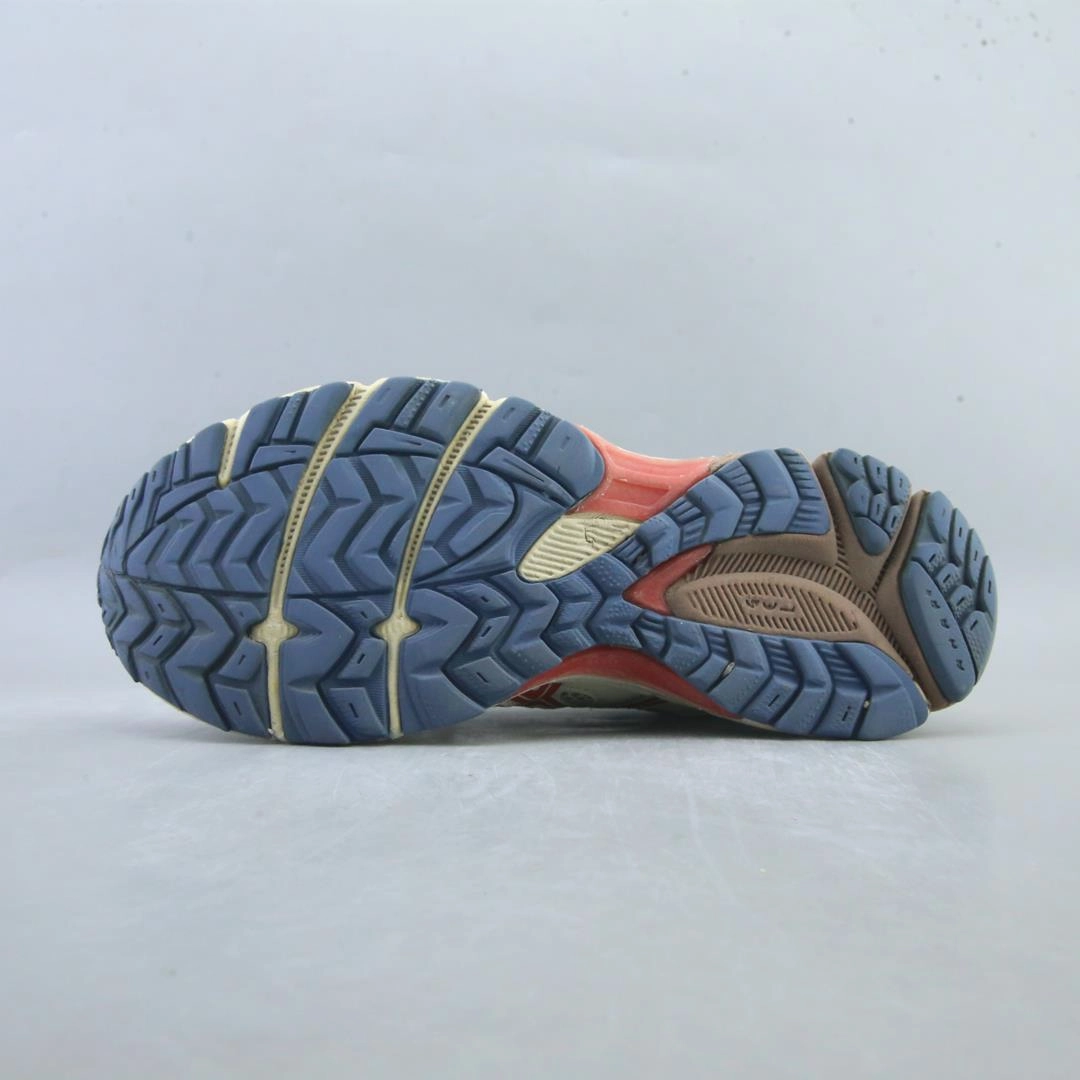ASICS GEL KAHANA 8 lightweight athletic shoe visuals