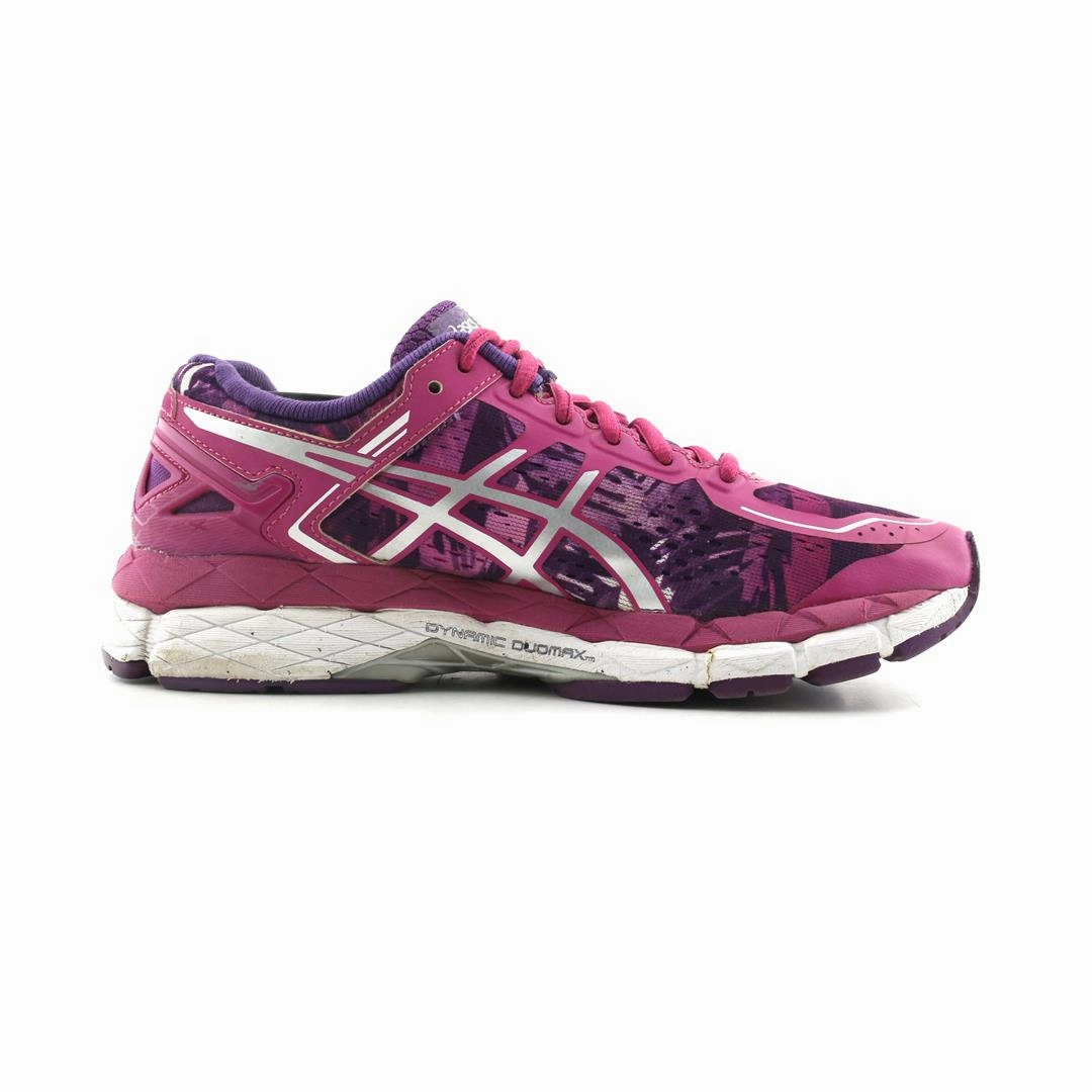 ASICS GEL KAYANO 22 sporty Asics footwear images