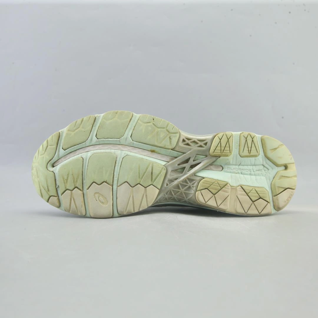 ASICS GEL-KAYANO 23 sporty Asics footwear images