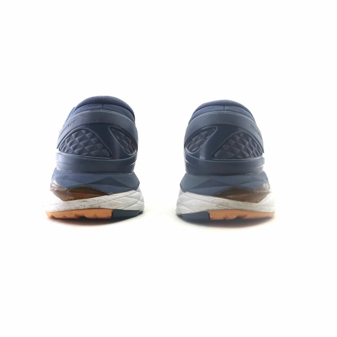ASICS GEL KAYANO 24 performance running shoe photos