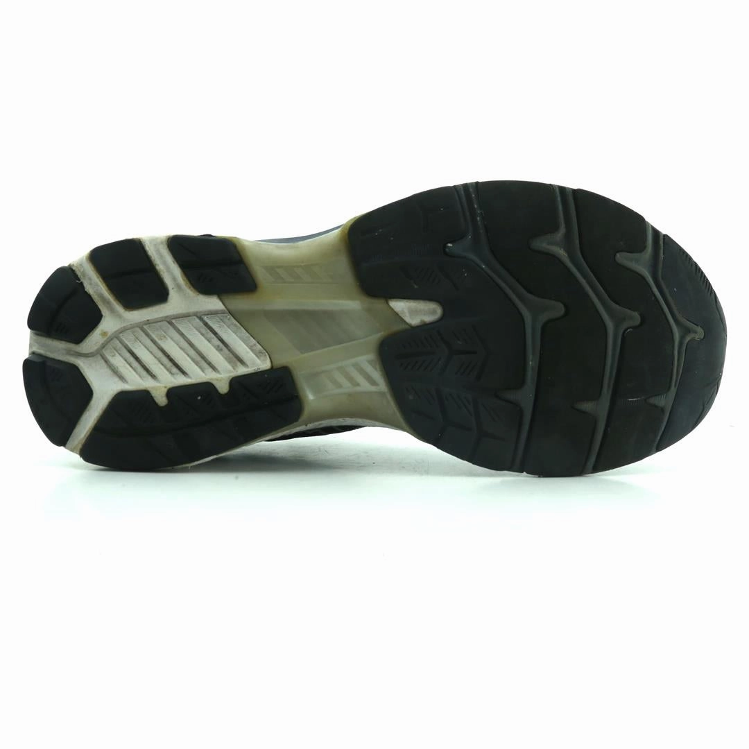 ASICS GEL KAYANO 27 lightweight athletic shoe visuals