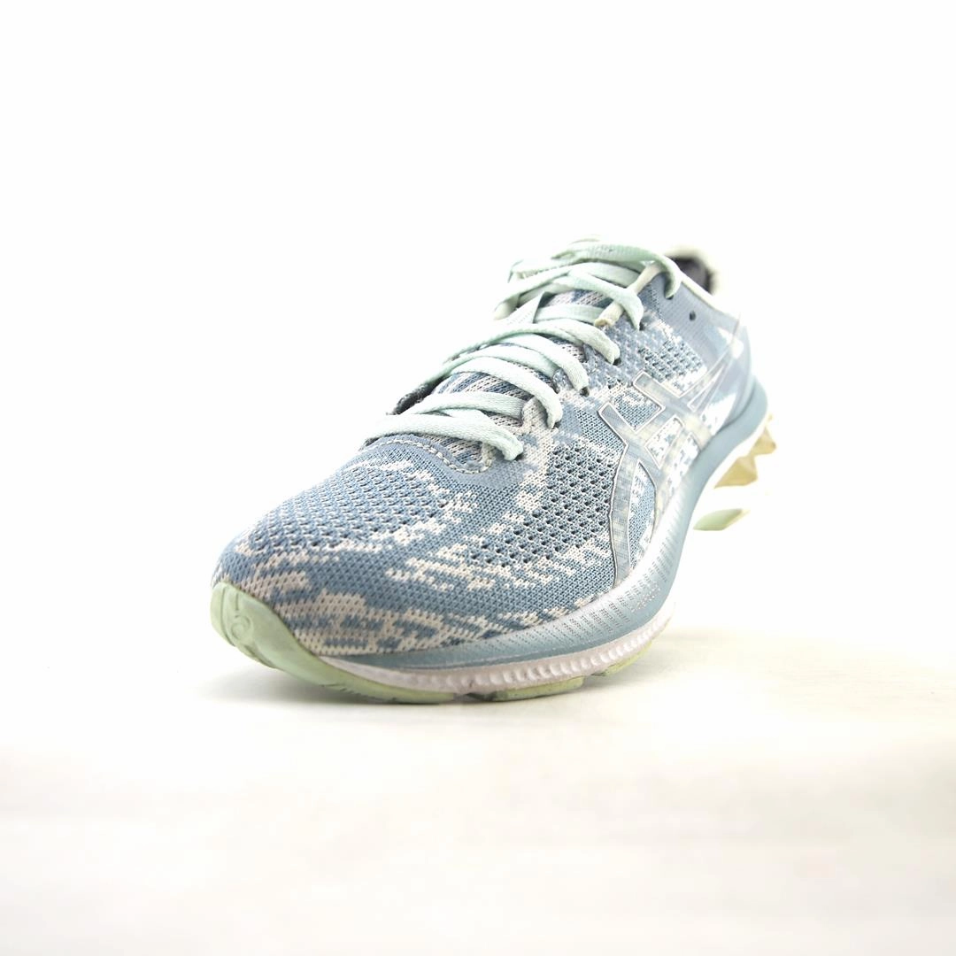ASICS GEL KAYANO 27 sporty Asics footwear images