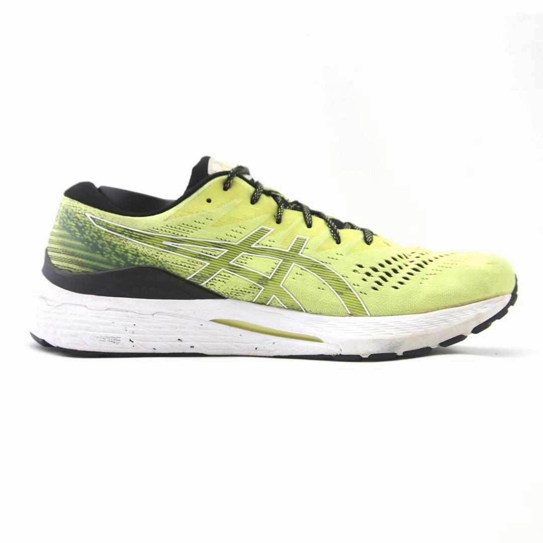 ASICS GEL-KAYANO 28 sporty Asics footwear images