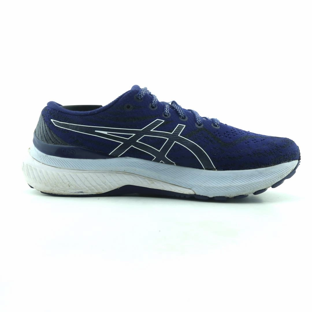 ASICS GEL KAYANO 29 lightweight athletic shoe visuals