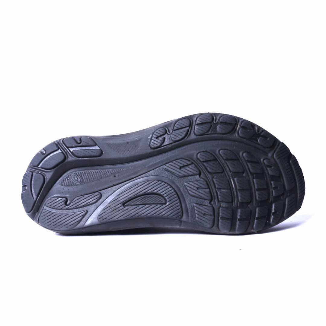 ASICS GEL KAYANO 31 lightweight athletic shoe visuals
