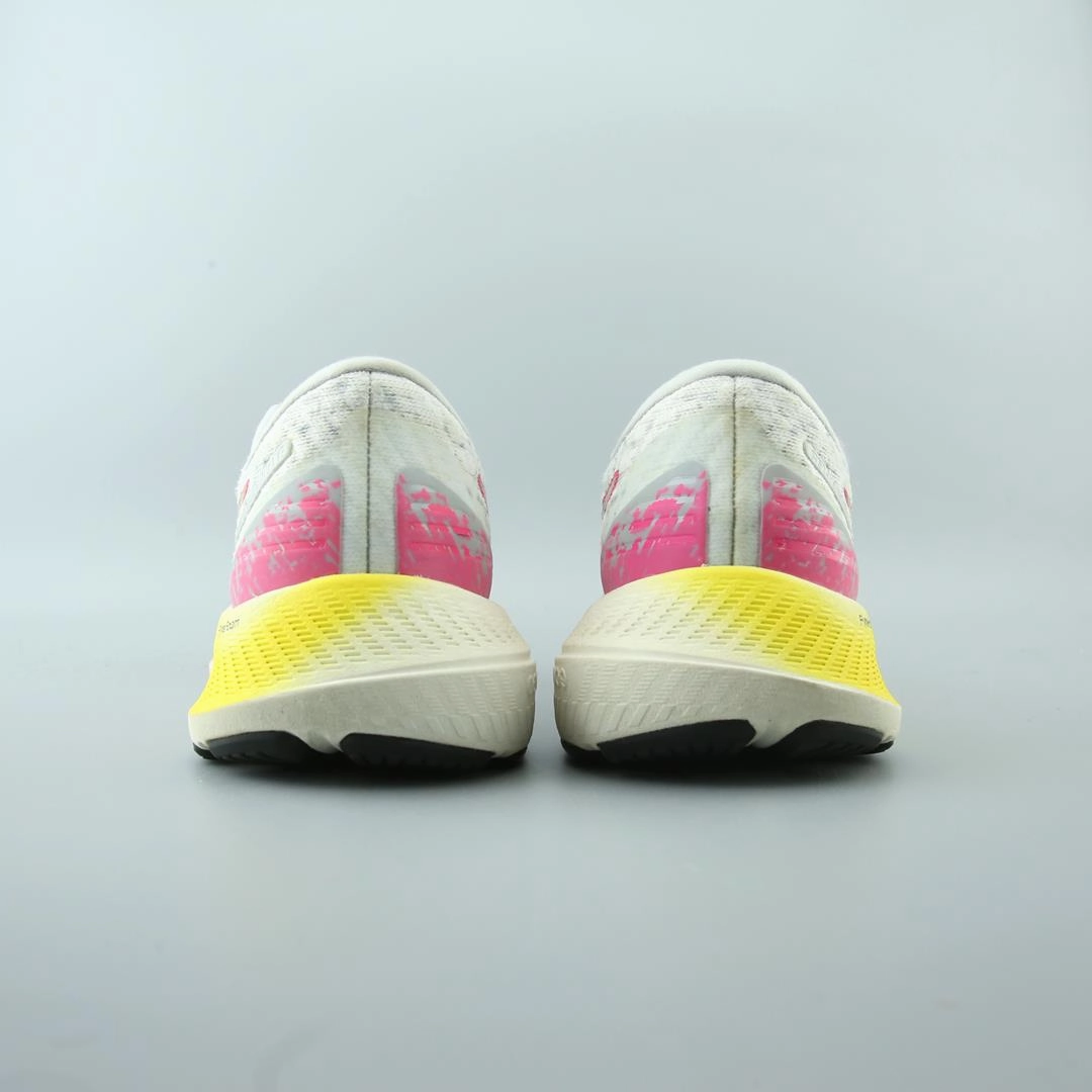 ASICS GEL KAYANO LITE performance running shoe photos