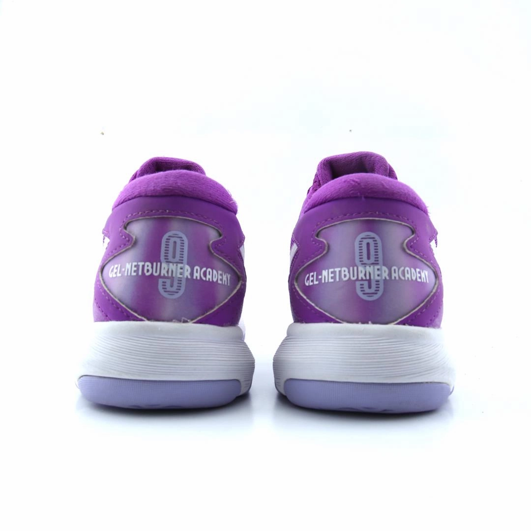 ASICS GEL-NETBURNER ACADEMY 9 lightweight athletic shoe visuals