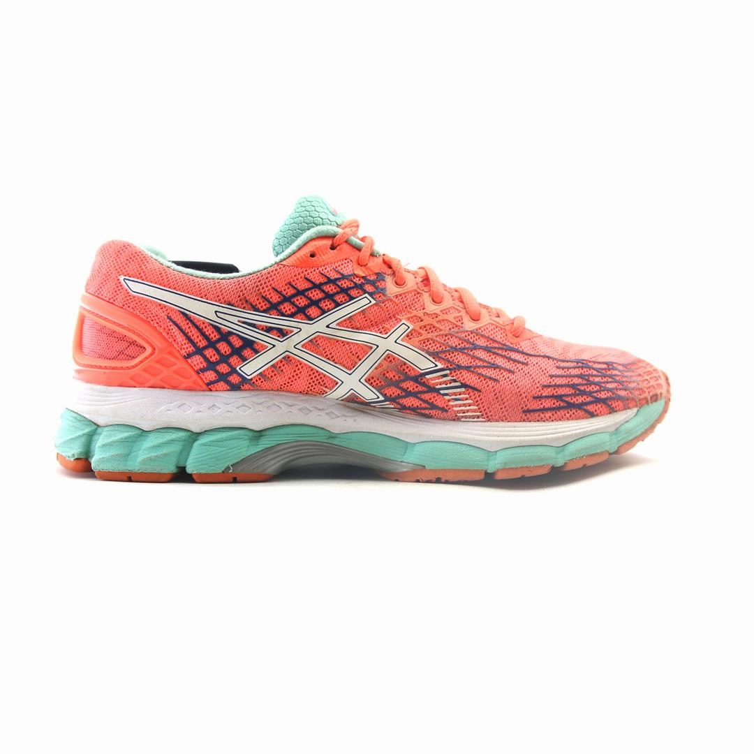 ASICS GEL NIMBUS 17 sporty Asics footwear images
